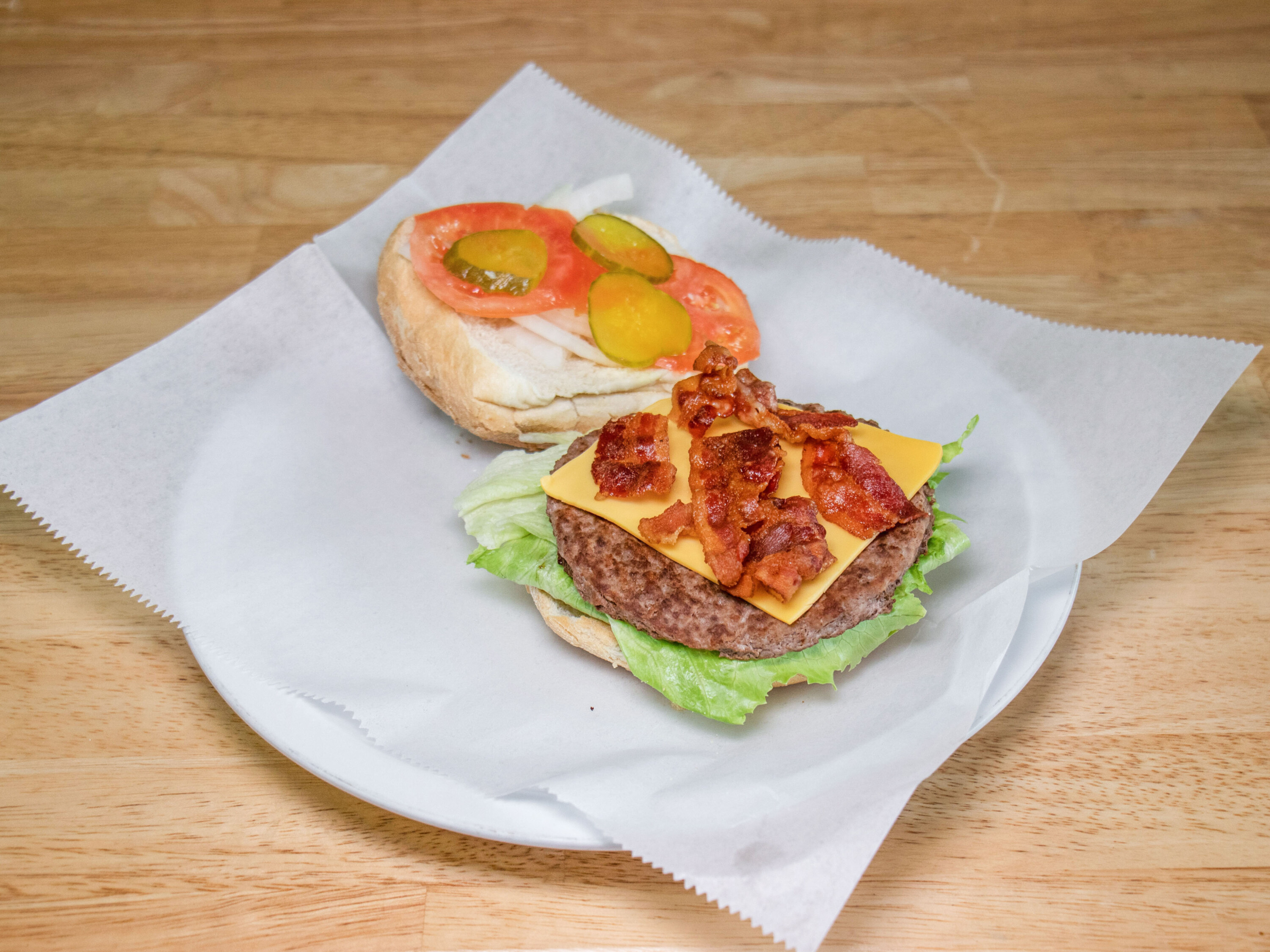 Order Bacon Cheesburger Regular food online from George's Steak N Things store, Fairfax Station on bringmethat.com