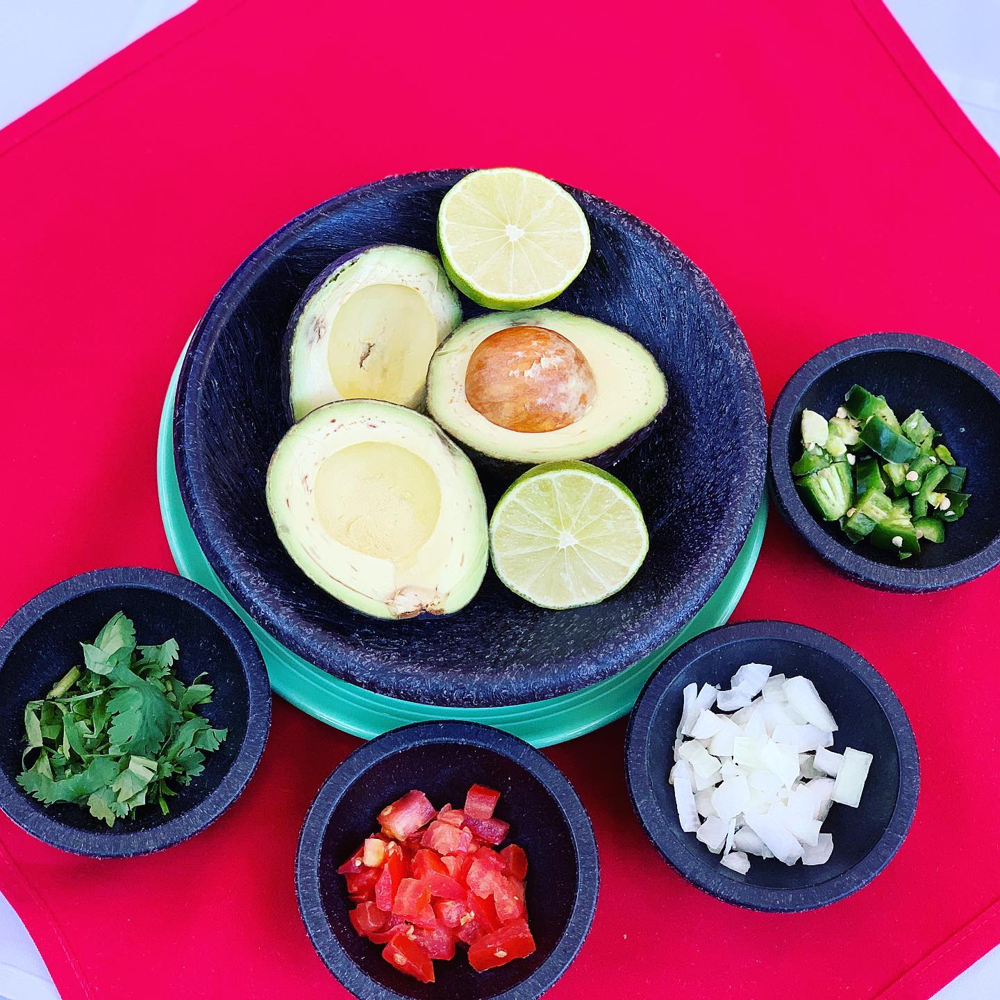 Order Tableside Guacamole food online from Vaqueros Cafe & Cantina store, Austin on bringmethat.com