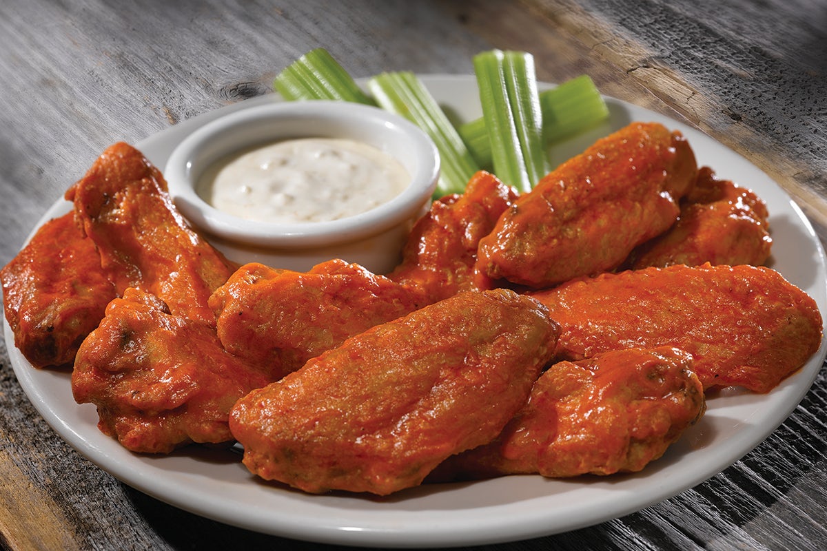 Order *GS* CLASSIC CHICKEN WINGS TALL food online from Old Chicago Pizza + Taproom store, Chattanooga on bringmethat.com