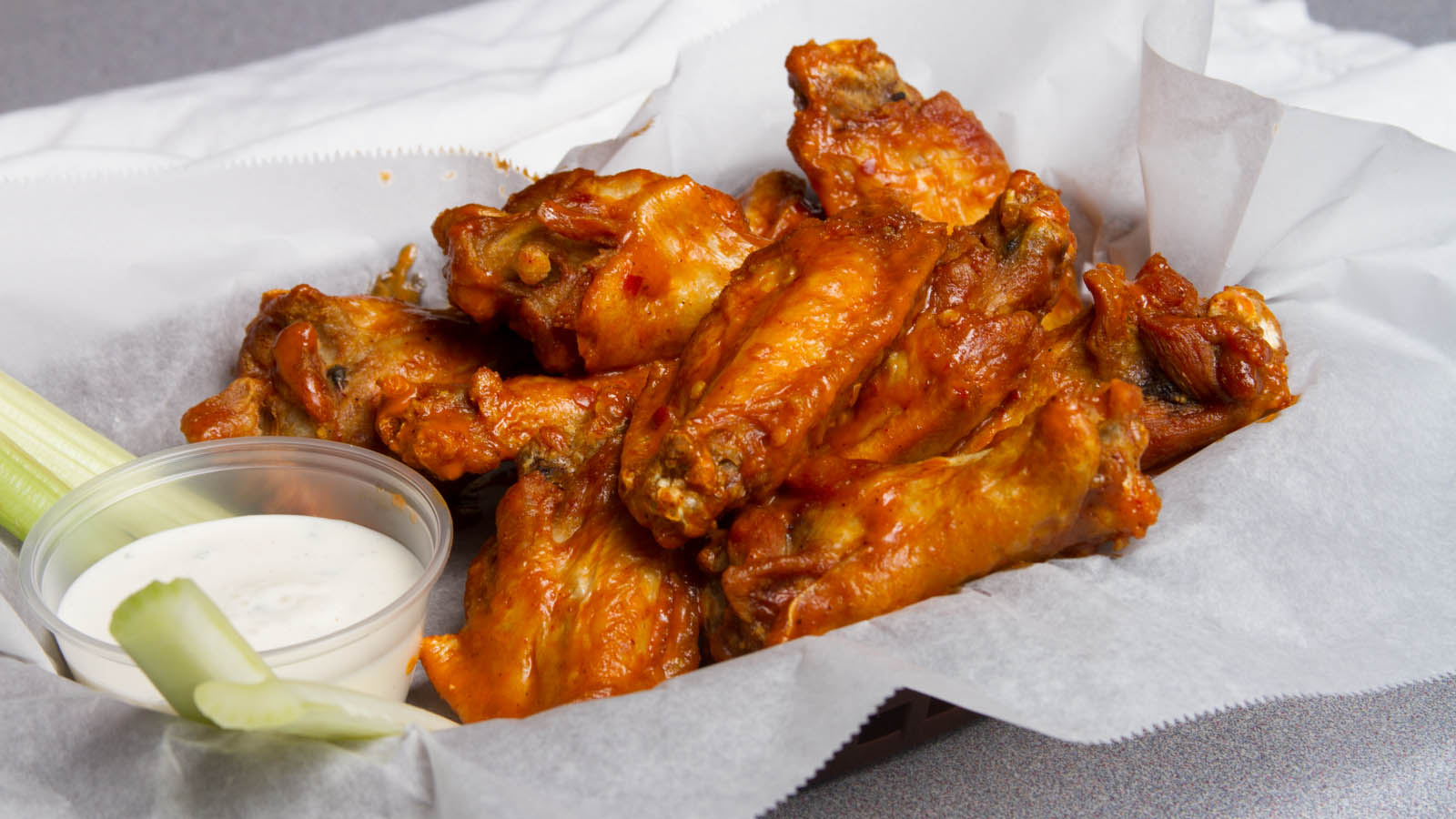 Order 10 Pieces Wings food online from Lee's Hoagie House of Lake Wylie store, Clover on bringmethat.com
