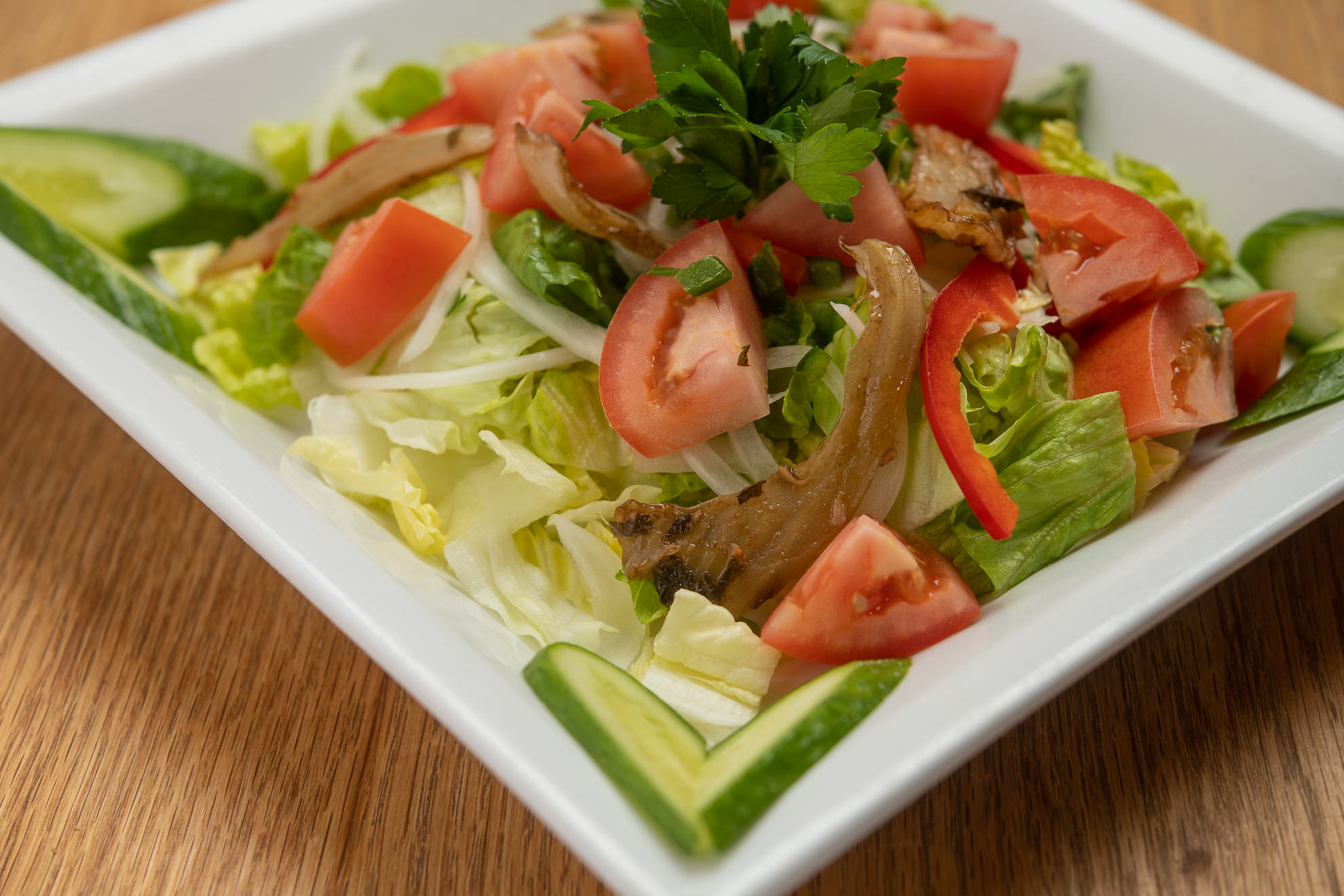 Order Garden Salad food online from Rawa store, New Haven on bringmethat.com