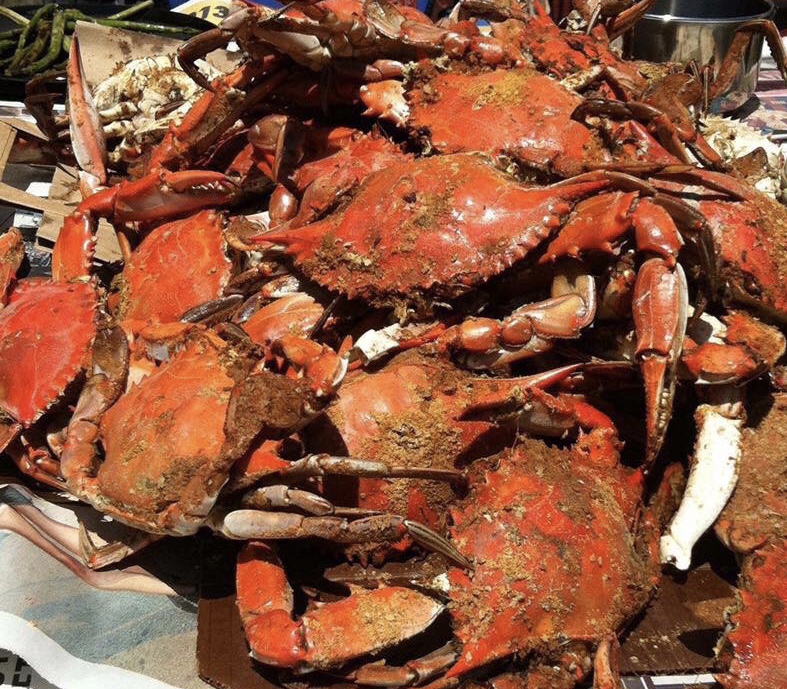 Order #1 Maryland Med/Lg Mix  MALE CRABS food online from Cameron's Seafood store, Frederick on bringmethat.com