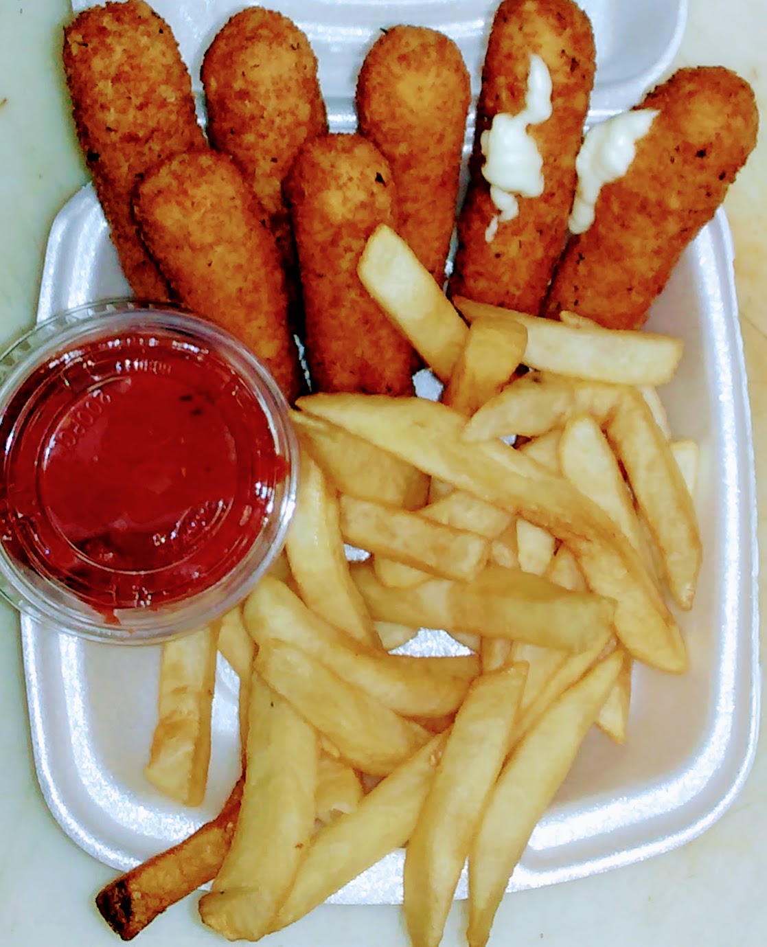 Order Cheese Sticks food online from Nadia Fish & Chicken store, Chicago on bringmethat.com