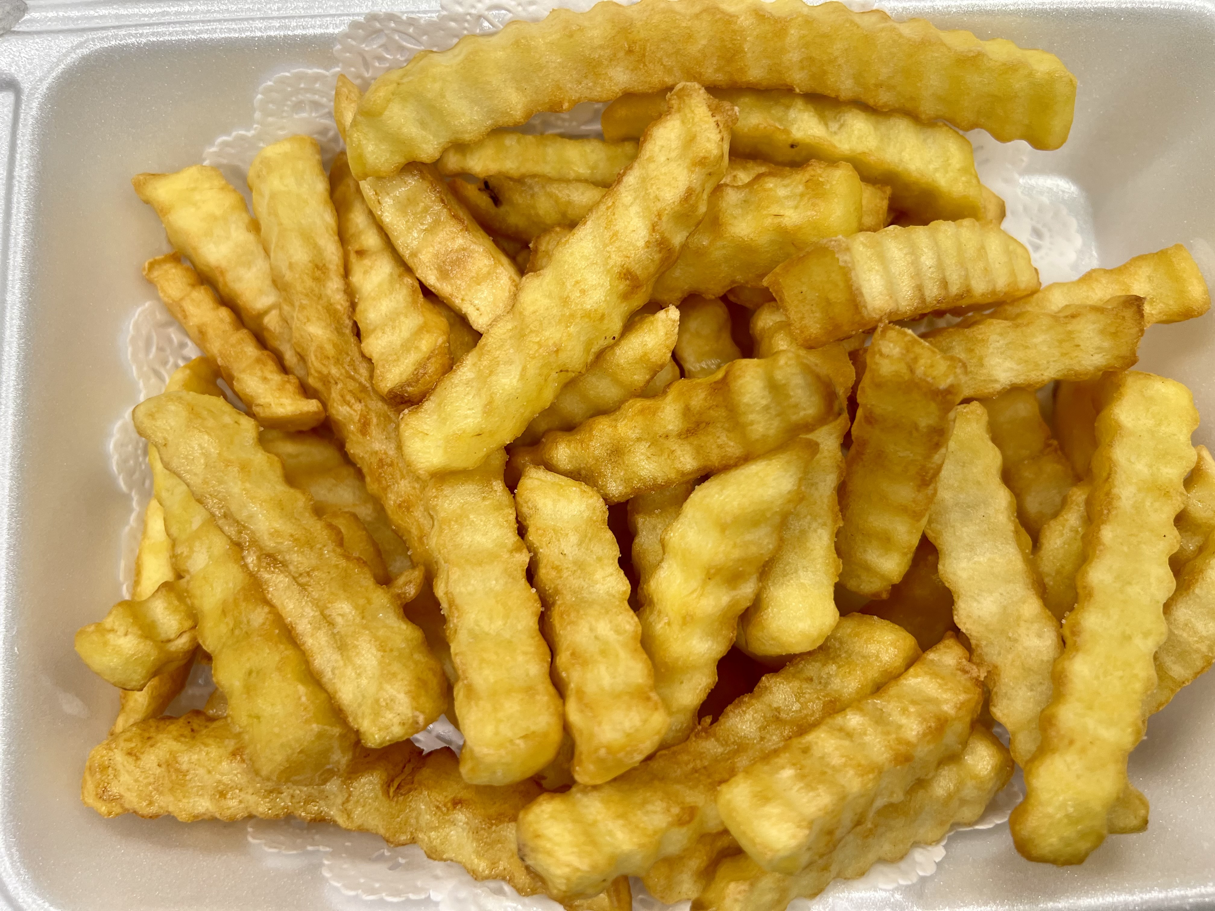 Order French Fries food online from Montclair Chinese Cuisine store, Dumfries on bringmethat.com