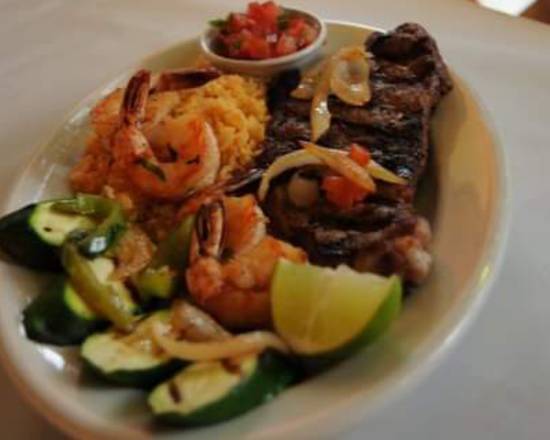 Order Bistec con Camarones  food online from Cafe Costa Del Sol store, Revere on bringmethat.com
