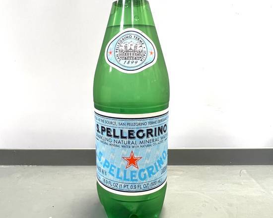 Order S. Pellegrino Sparking Natural Mineral Water food online from Thrive Kitchen store, Atlanta on bringmethat.com