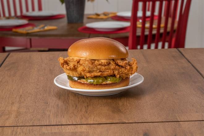 Order Famous Chicken Sandwich food online from Lee's Famous Recipe Chicken store, Springfield on bringmethat.com