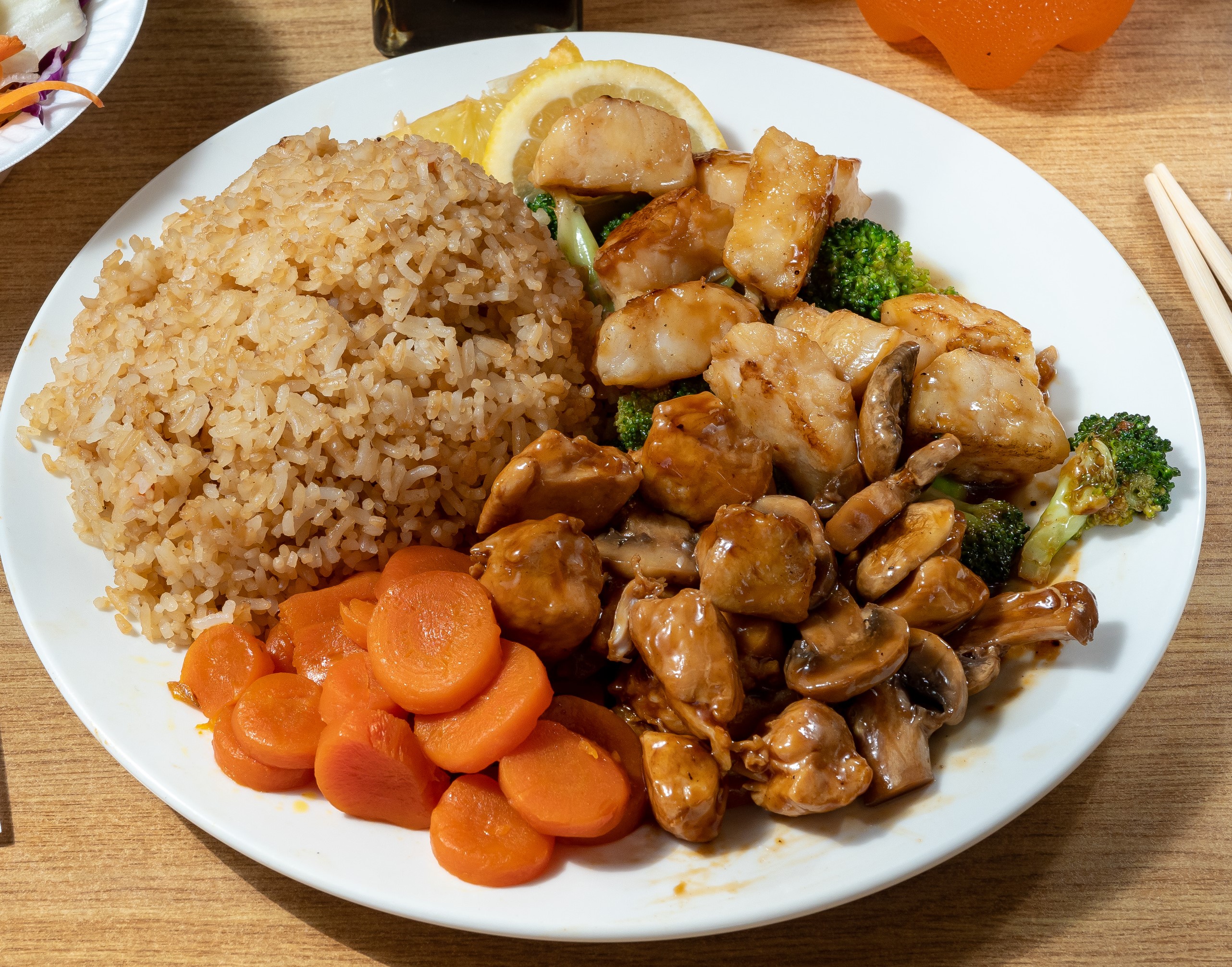 Order 14. Scallops and Chicken Combo food online from Tokyo Grill Express store, Greer on bringmethat.com