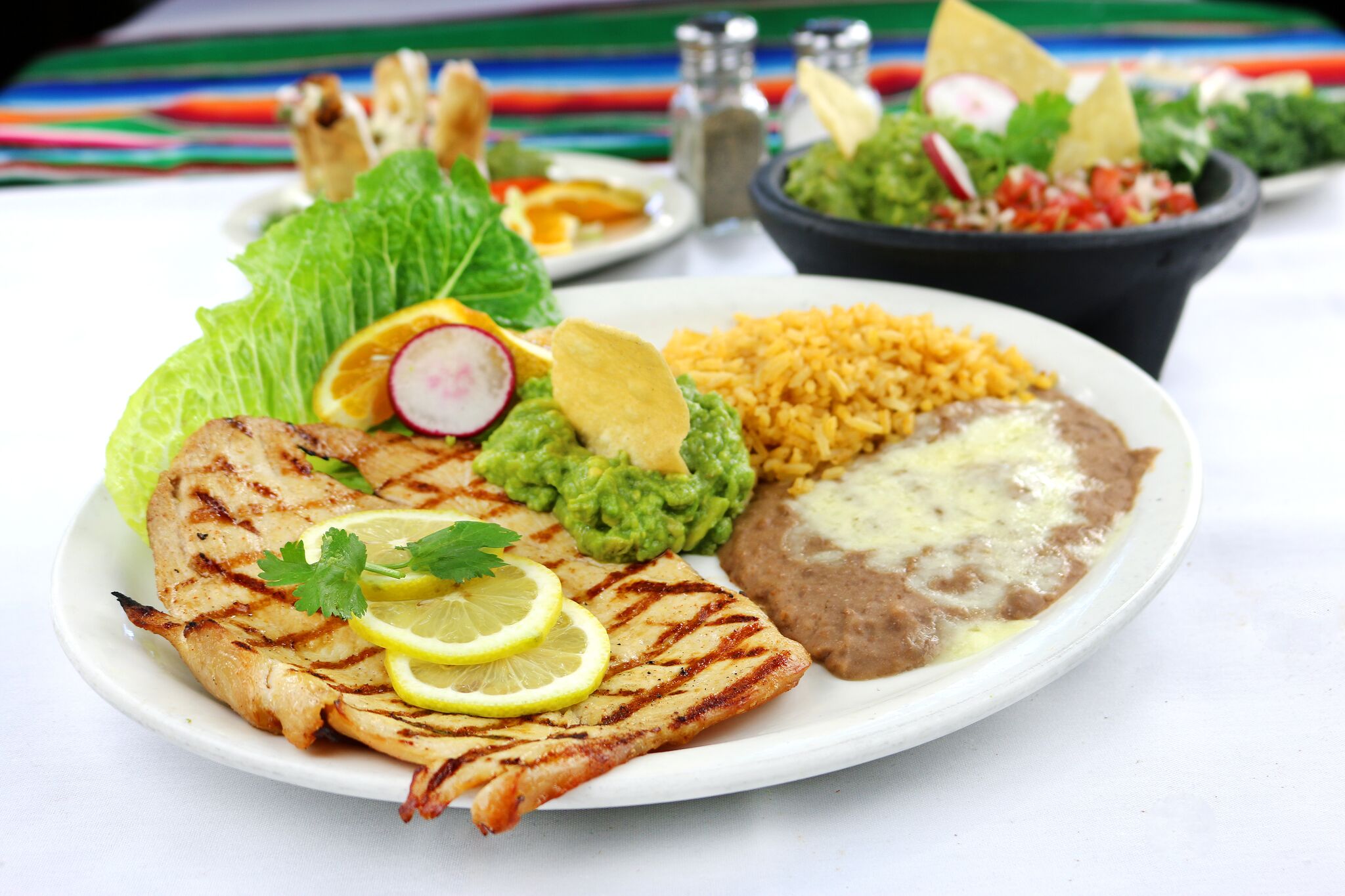 Order Pechuga a la Parilla food online from Fiesta Martin Tacos store, Inglewood on bringmethat.com