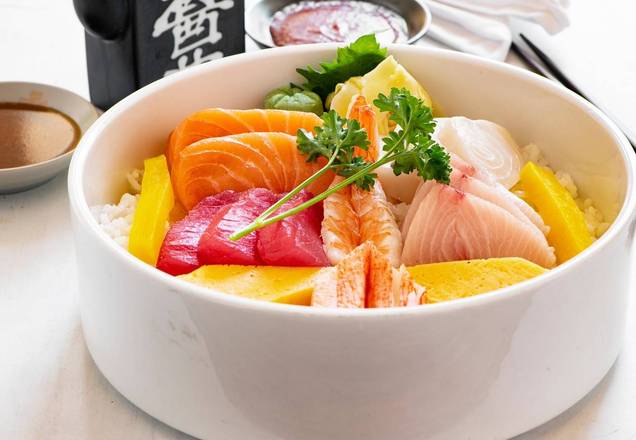 Order Chirashi Sushi food online from Sumo Japanese Restaurant store, Wenatchee on bringmethat.com