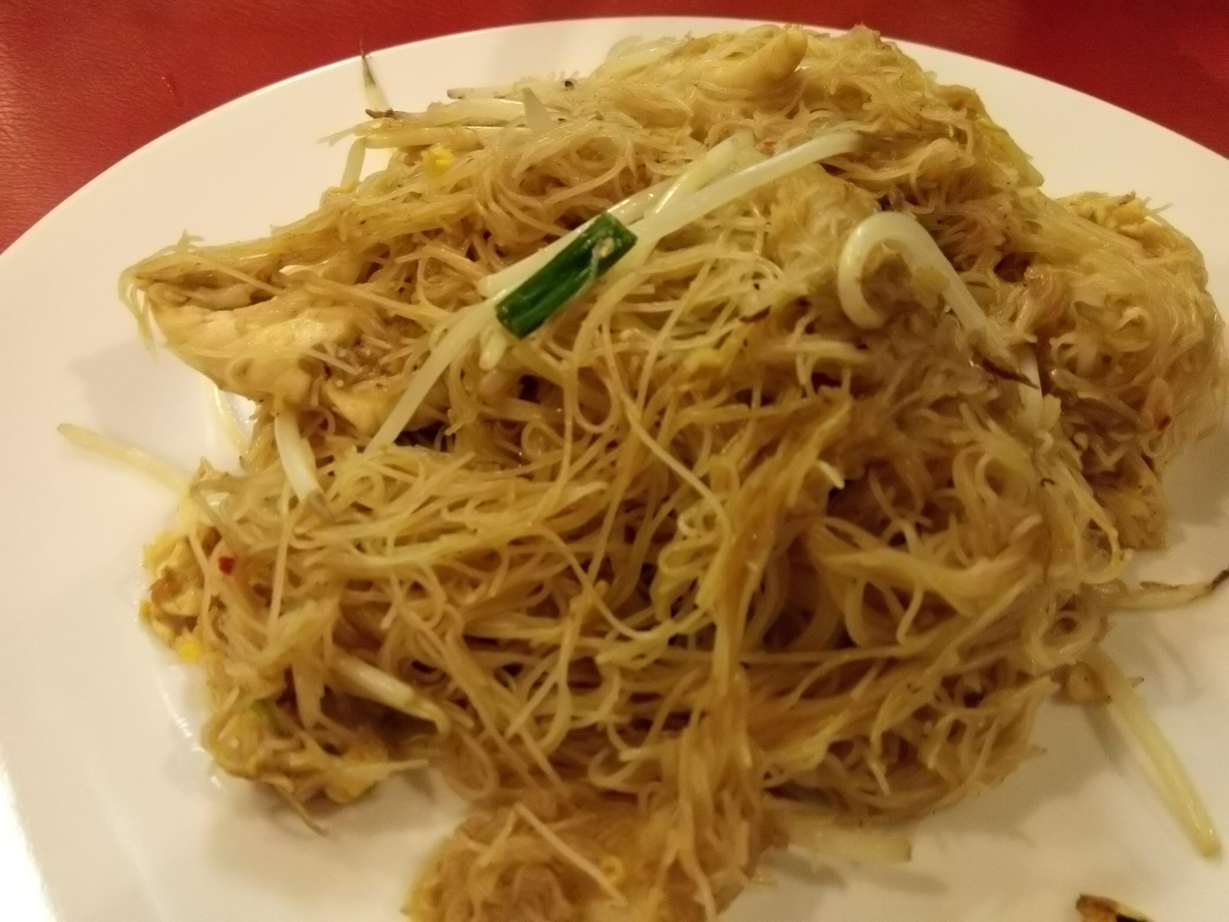 Order Singapore Noodle food online from Bangkok Express store, Cincinnati on bringmethat.com