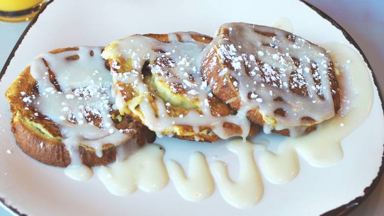 Order Cinnamon Roll French Toast food online from Egg Harbor Cafe store, Naperville on bringmethat.com