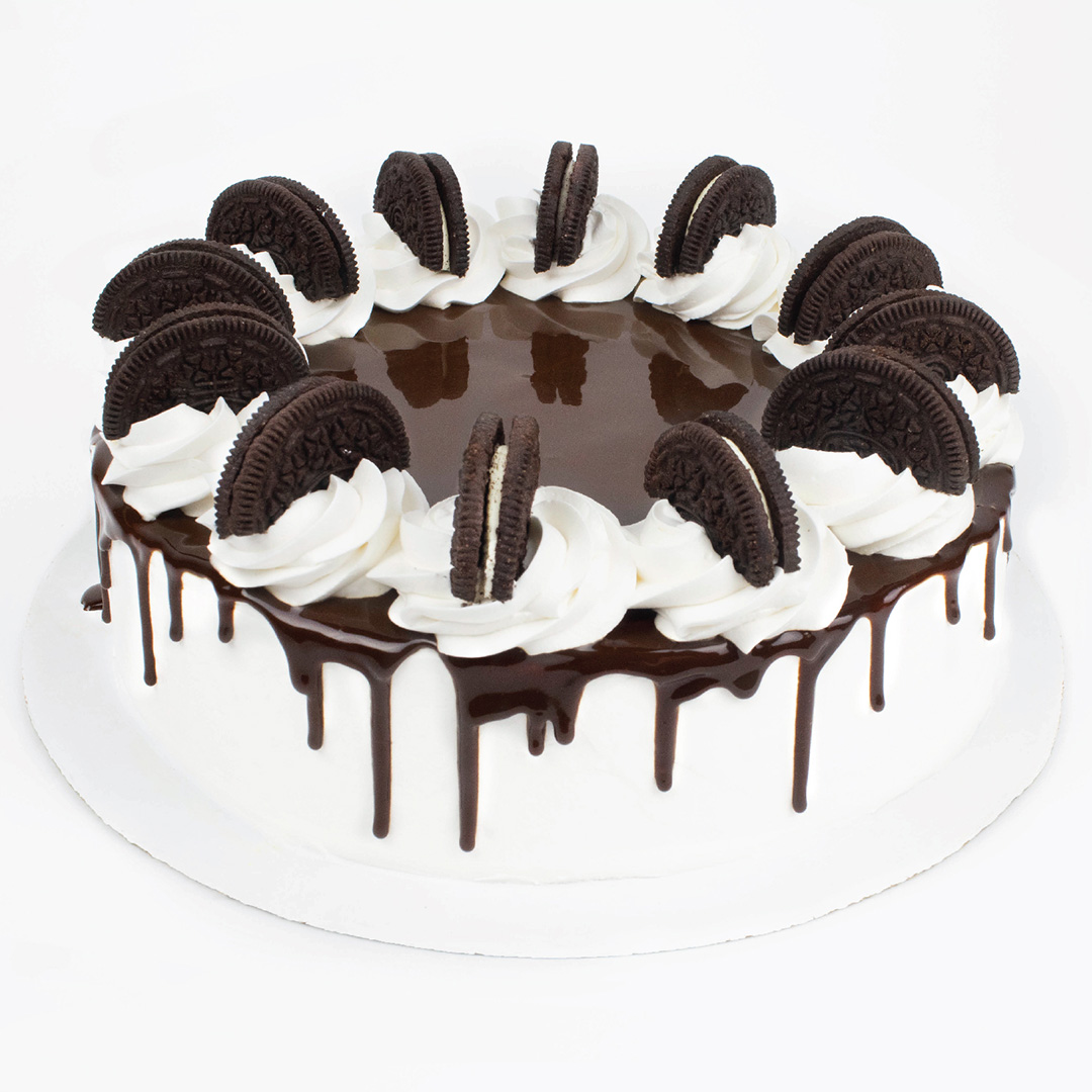 Order Mookie's Cookies 'n Cream Cake with Oreos food online from Menchie store, Kalamazoo on bringmethat.com