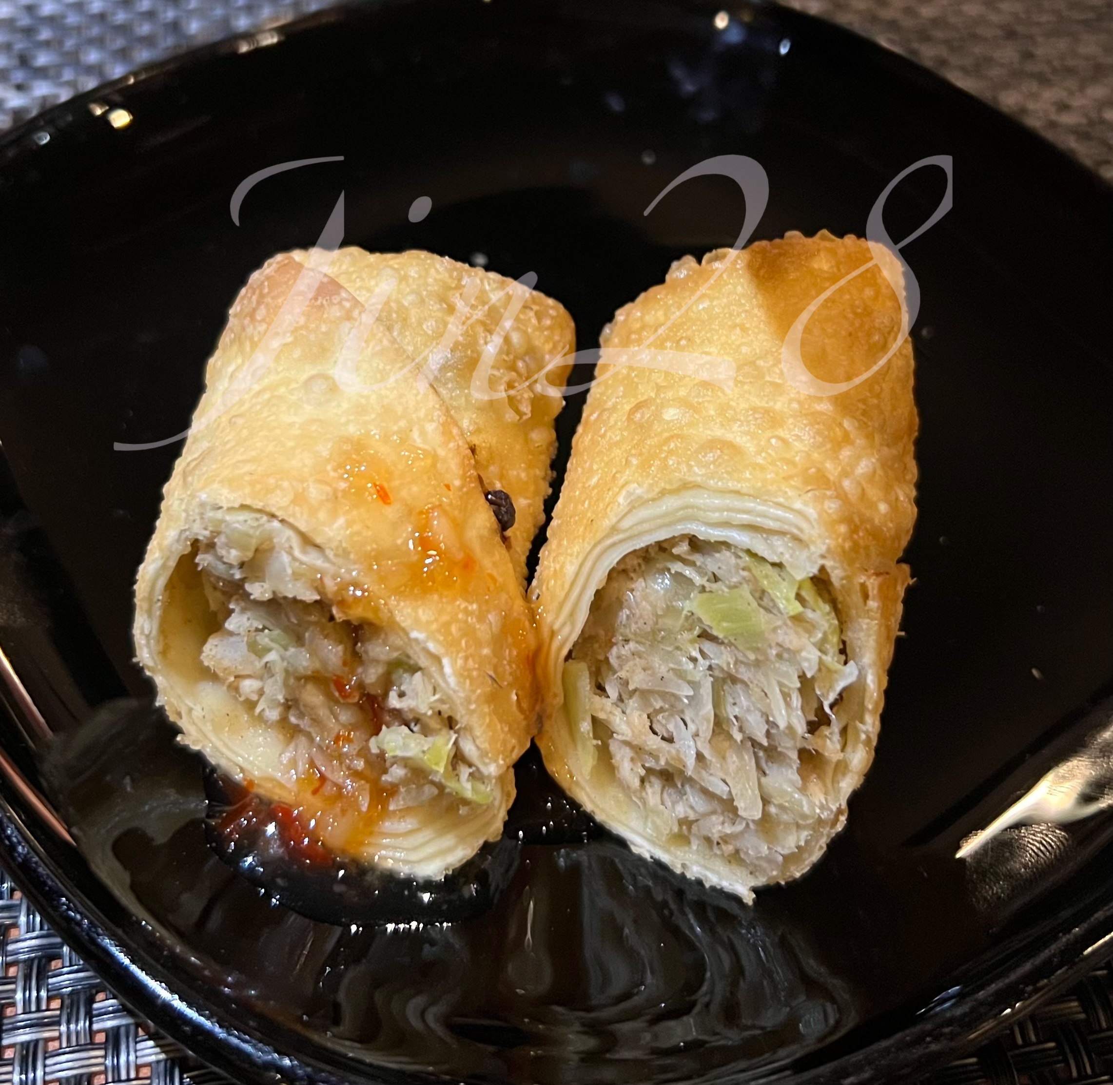 Order 2 Pieces Egg Roll food online from Jin 28 store, Carol Stream on bringmethat.com