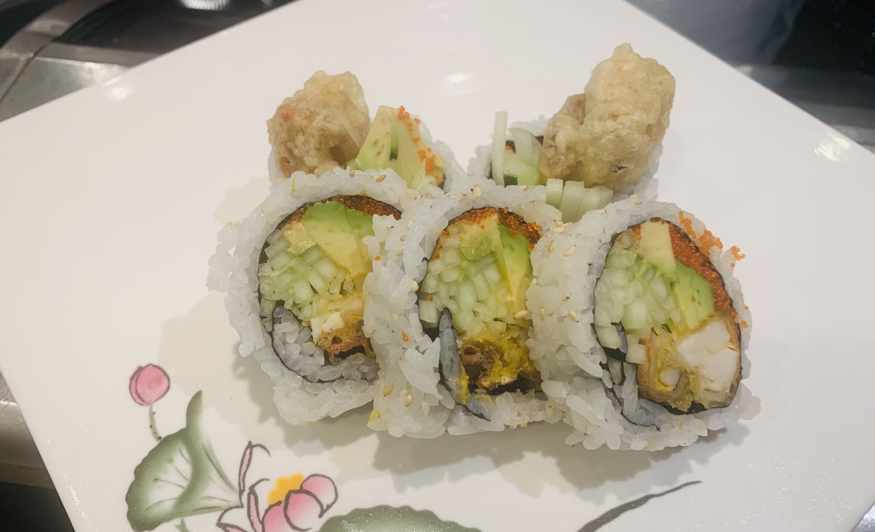 Order 19. Spider Roll food online from Sushi Para store, Chicago on bringmethat.com