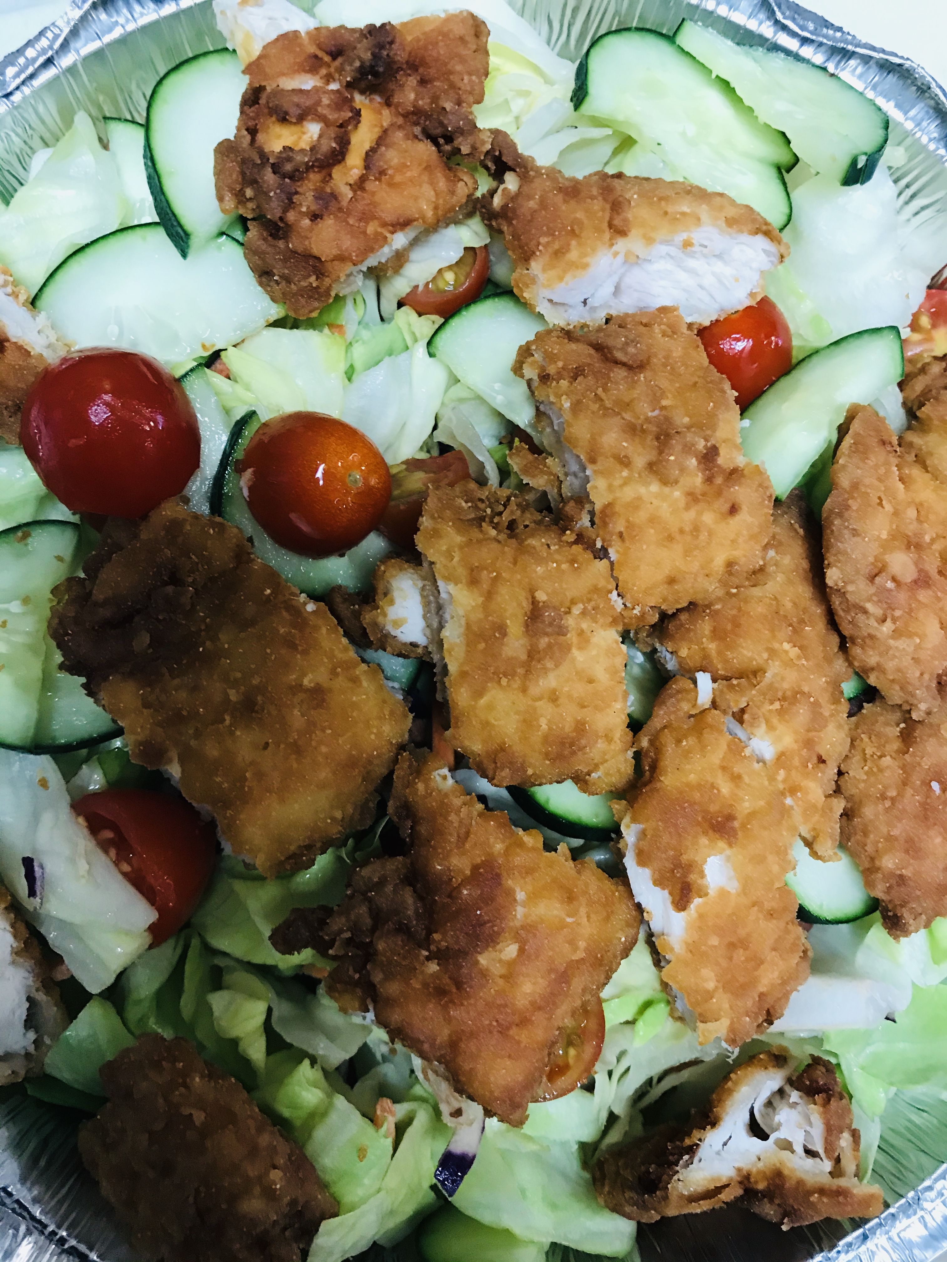 Order Crispy Chicken Salad food online from Sal Vito Pizza at Ritz store, Voorhees on bringmethat.com