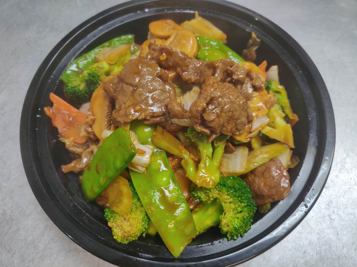 Order B6. Spicy Beef with Mixed Vegetables food online from Sam Cafe store, Houston on bringmethat.com