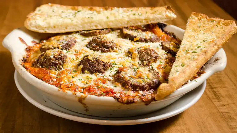 Order Mama's Baked Ziti food online from Boombozz Craft Pizza And Tap House store, Elizabethtown on bringmethat.com