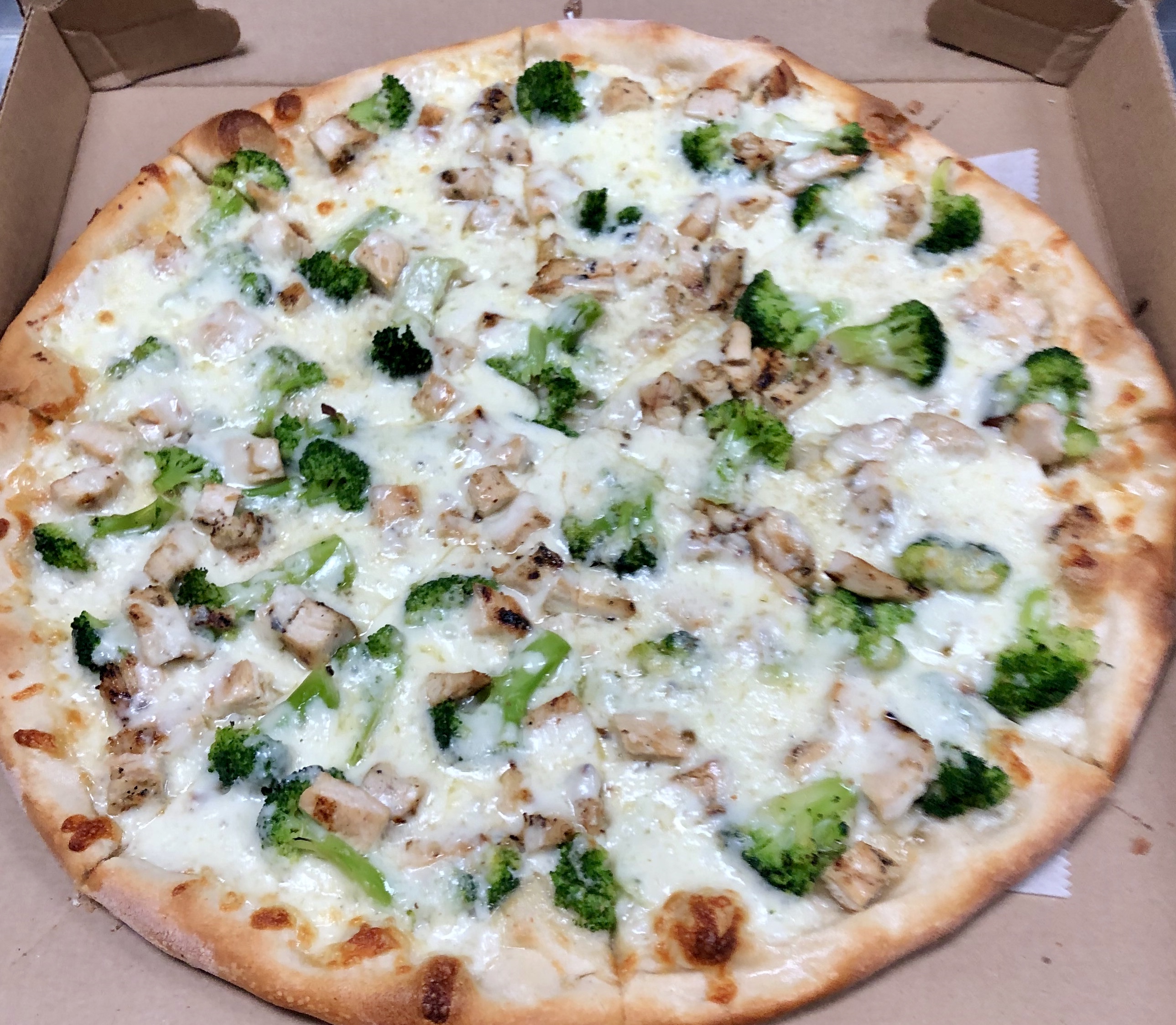 Order Broccoli & Ricotta Pizza food online from Slice Pizzeria store, Barrington on bringmethat.com