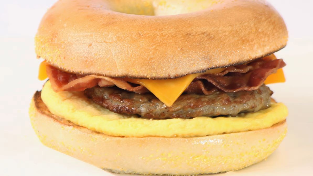 Order Supreme Sunrise Sandwich Breakfast food online from The Great American Bagel store, Morton Grove on bringmethat.com