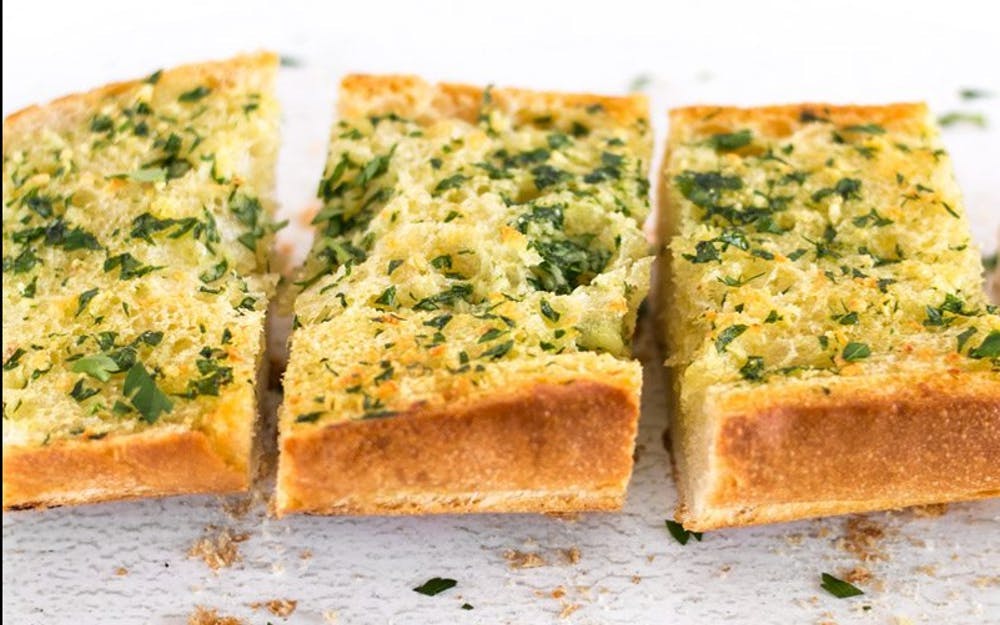 Order Garlic Cheese Bread - Appetizer food online from Golden $5 Pizza & Wings store, Colton on bringmethat.com