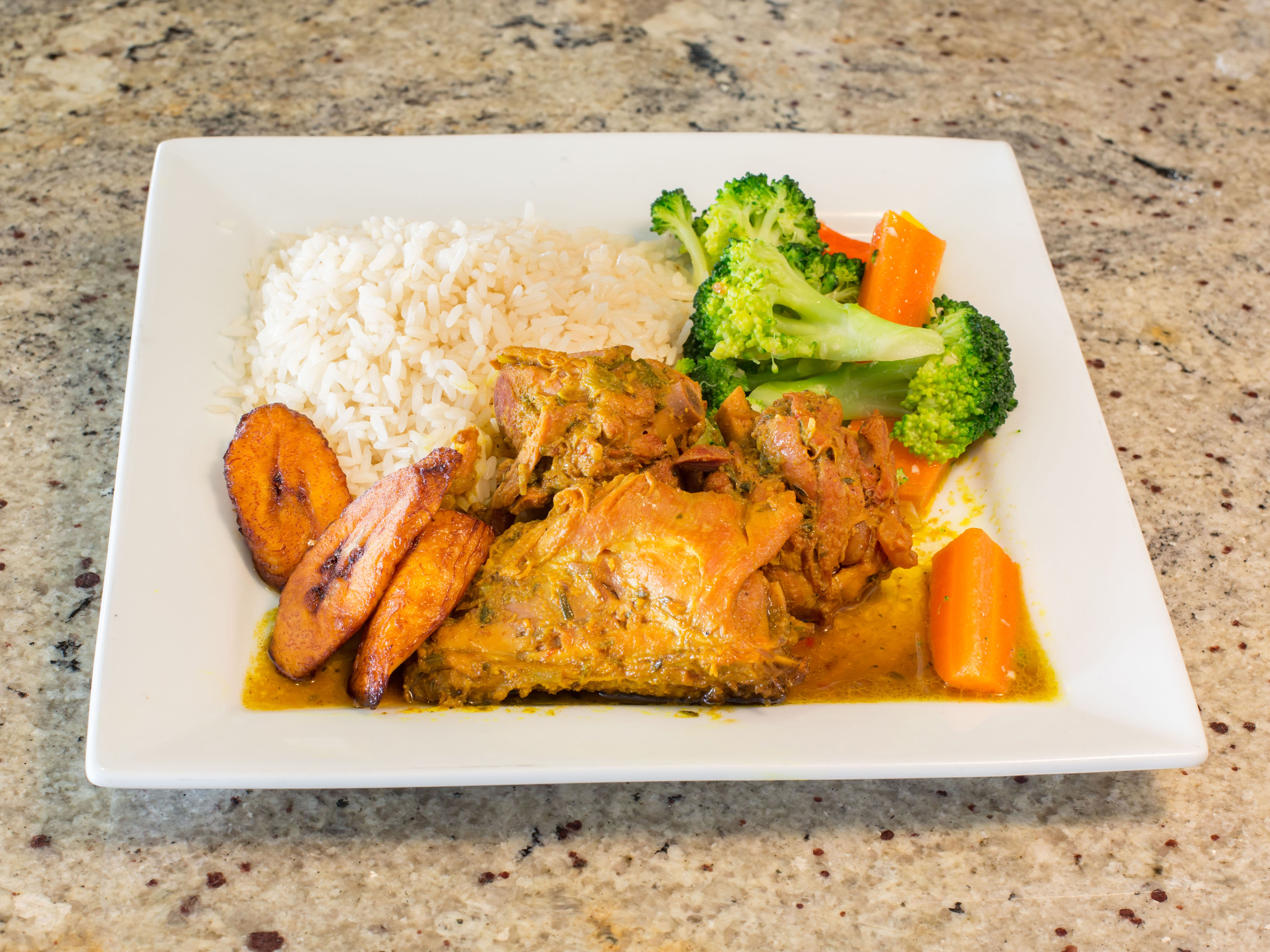 Order Curry Chicken food online from Cafe Metro store, Teaneck on bringmethat.com