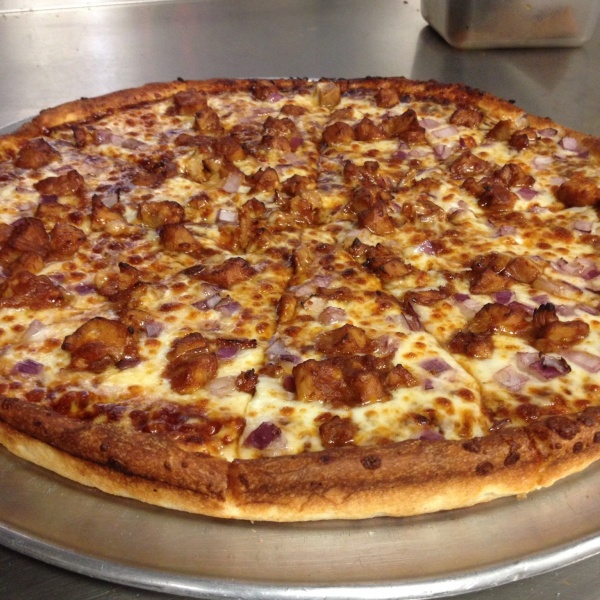 Order BBQ Chicken Pizza food online from Lenzini's 241 Pizza store, Los Angeles on bringmethat.com