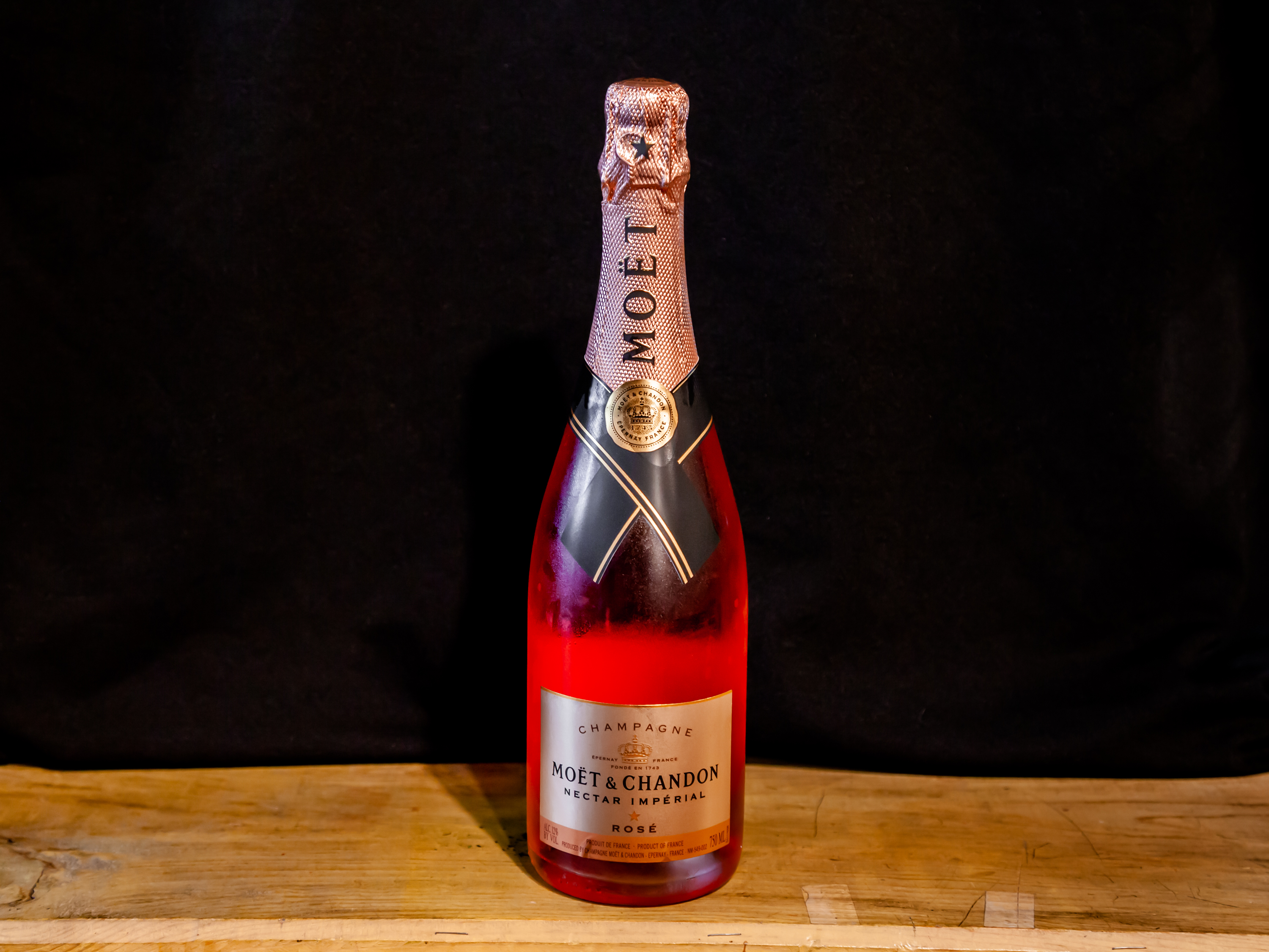 Order Moet & Chandon Nectar Imperial Rose Champagne Wine food online from Alameda Cellars Wines And Liquors store, Alameda on bringmethat.com