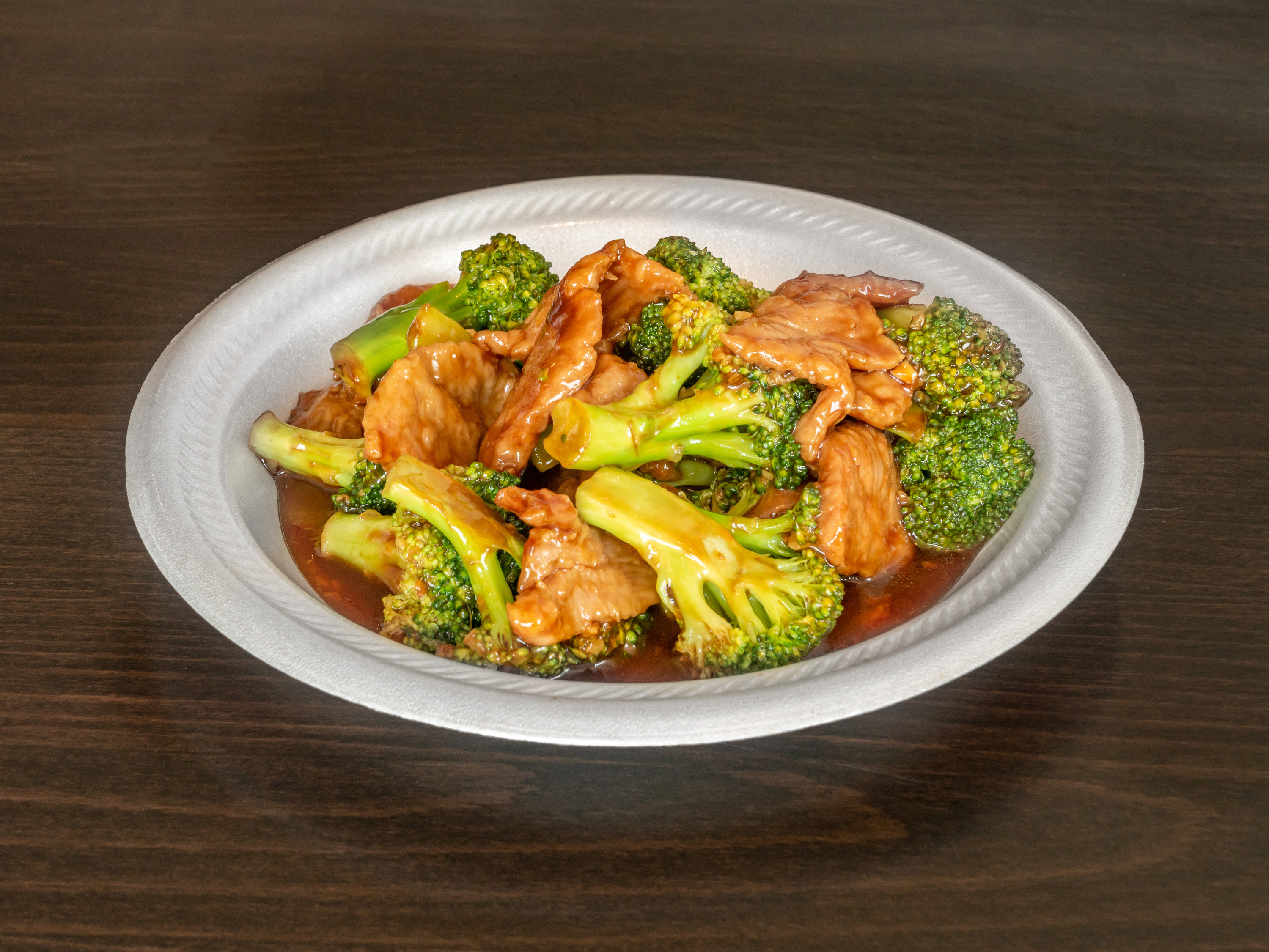 Order 44. Beef with Broccoli food online from Eddie Cheng Chinese Restaurant store, Richfield on bringmethat.com