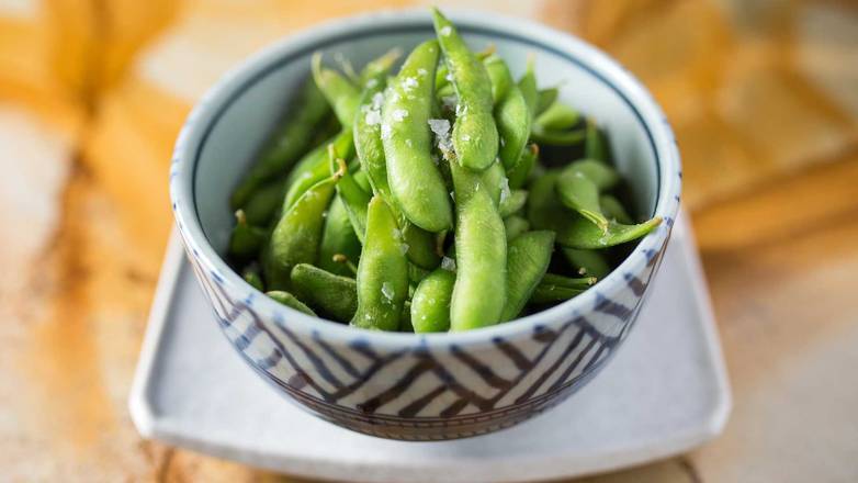 Order Steamed Edamame, Sea Salt food online from Maggiano's - Old Orchard store, Skokie on bringmethat.com