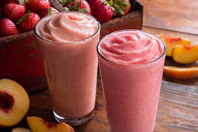 Order Strawberry Tsunami Smoothie food online from Kneaders Bakery & Cafe store, Twin Falls on bringmethat.com