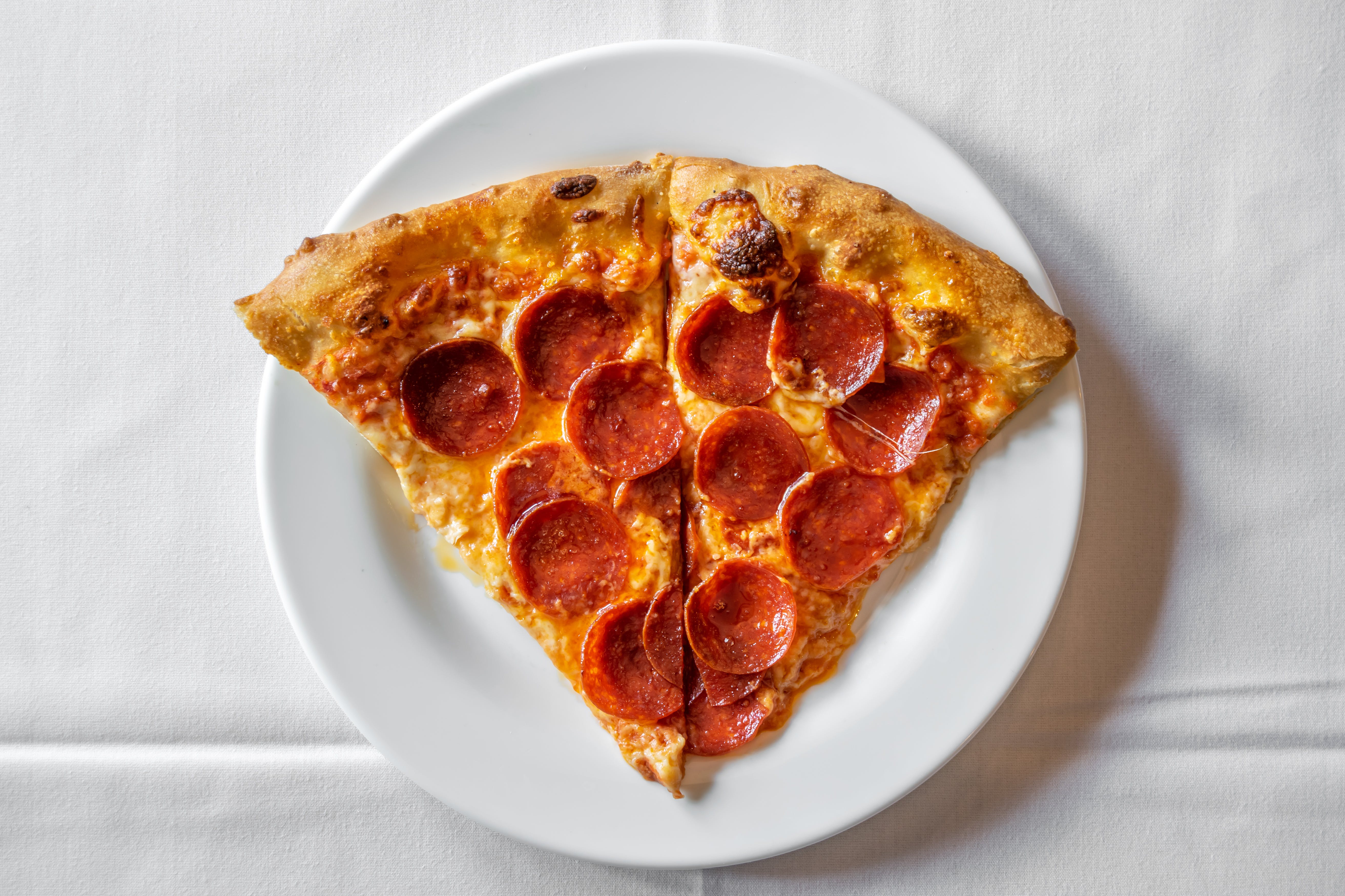 Order Pepperoni Pizza - Pizza food online from Portofino's Restaurant store, Morristown on bringmethat.com