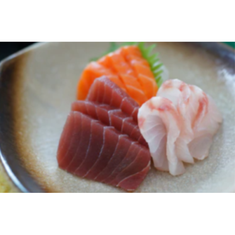 Order #4. Sashimi Entree food online from Oma'oma'o Poke & Sushi store, Omaha on bringmethat.com