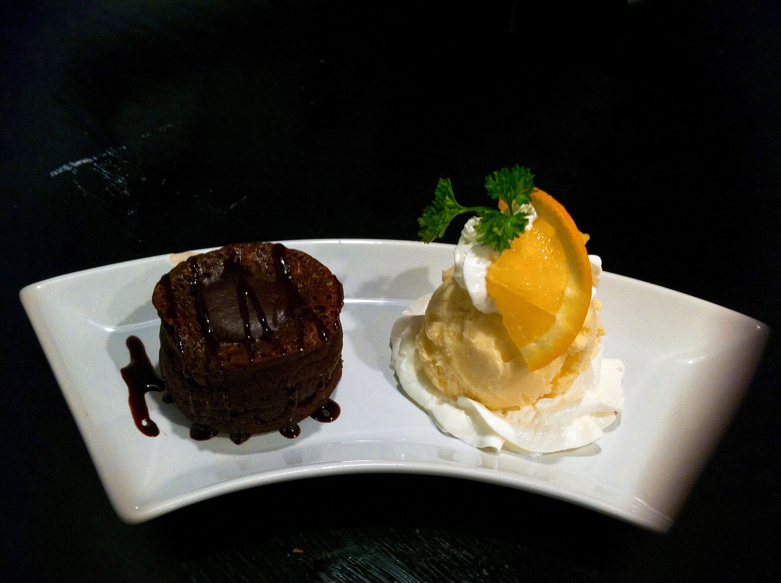 Order Lava Cake With Ice Cream food online from Nori Sushi - Edgewater store, Chicago on bringmethat.com