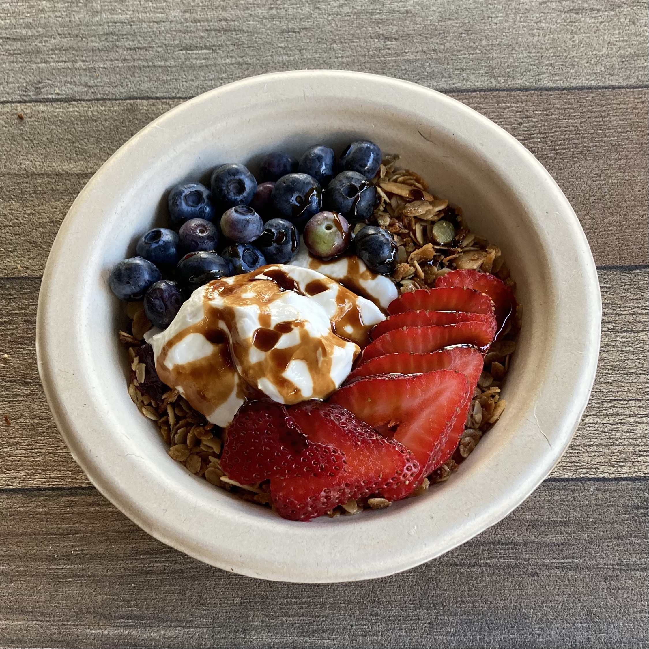Order Granola with Greek Yogurt and Fruit food online from B Cup store, New York on bringmethat.com