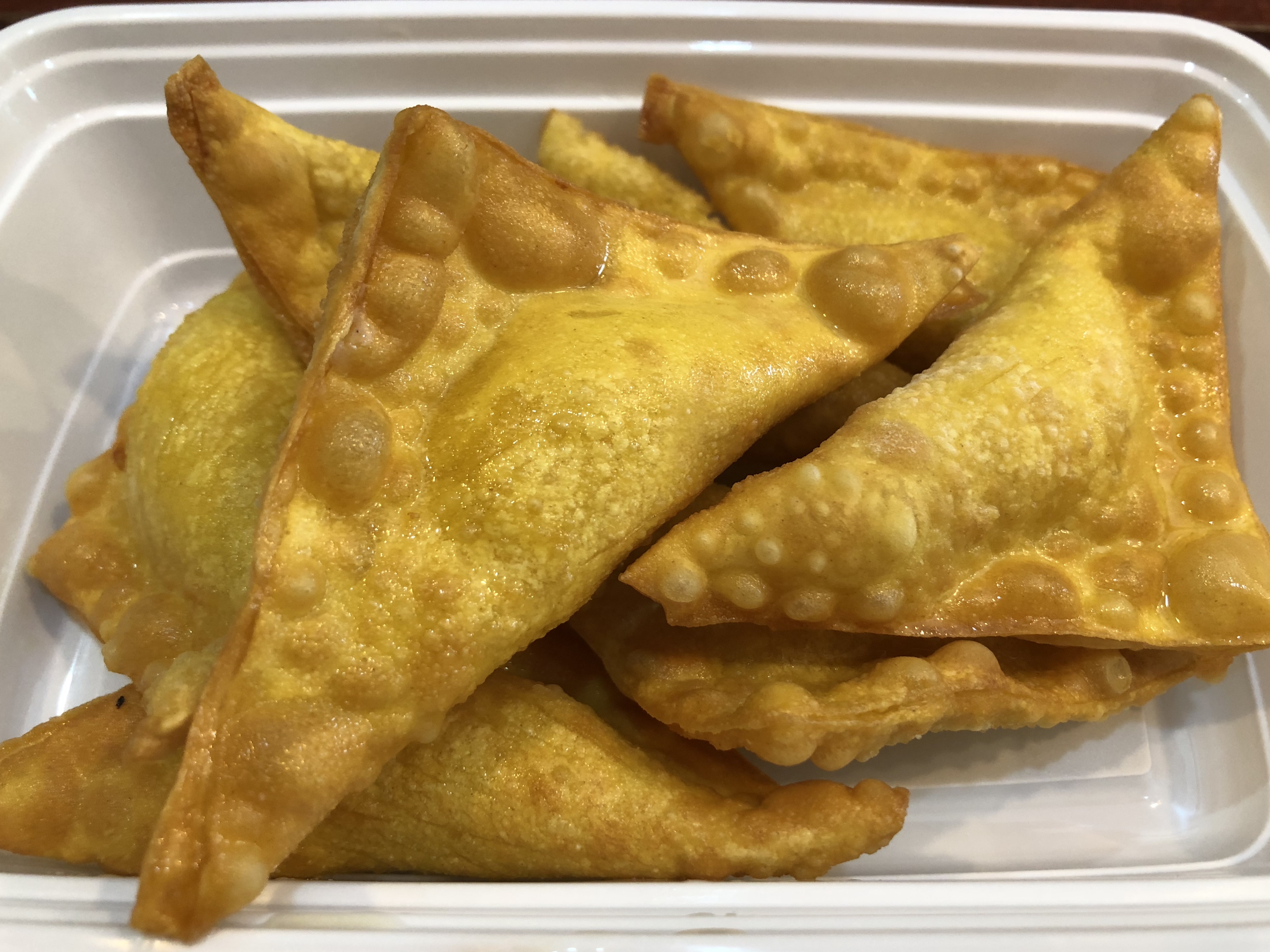 Order Crabmeat Cheese Wontons food online from Chowtime store, Brooklyn on bringmethat.com