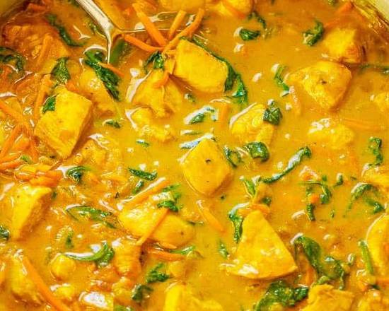 Order Yellow Curry food online from Thai Elephant store, Cleveland on bringmethat.com