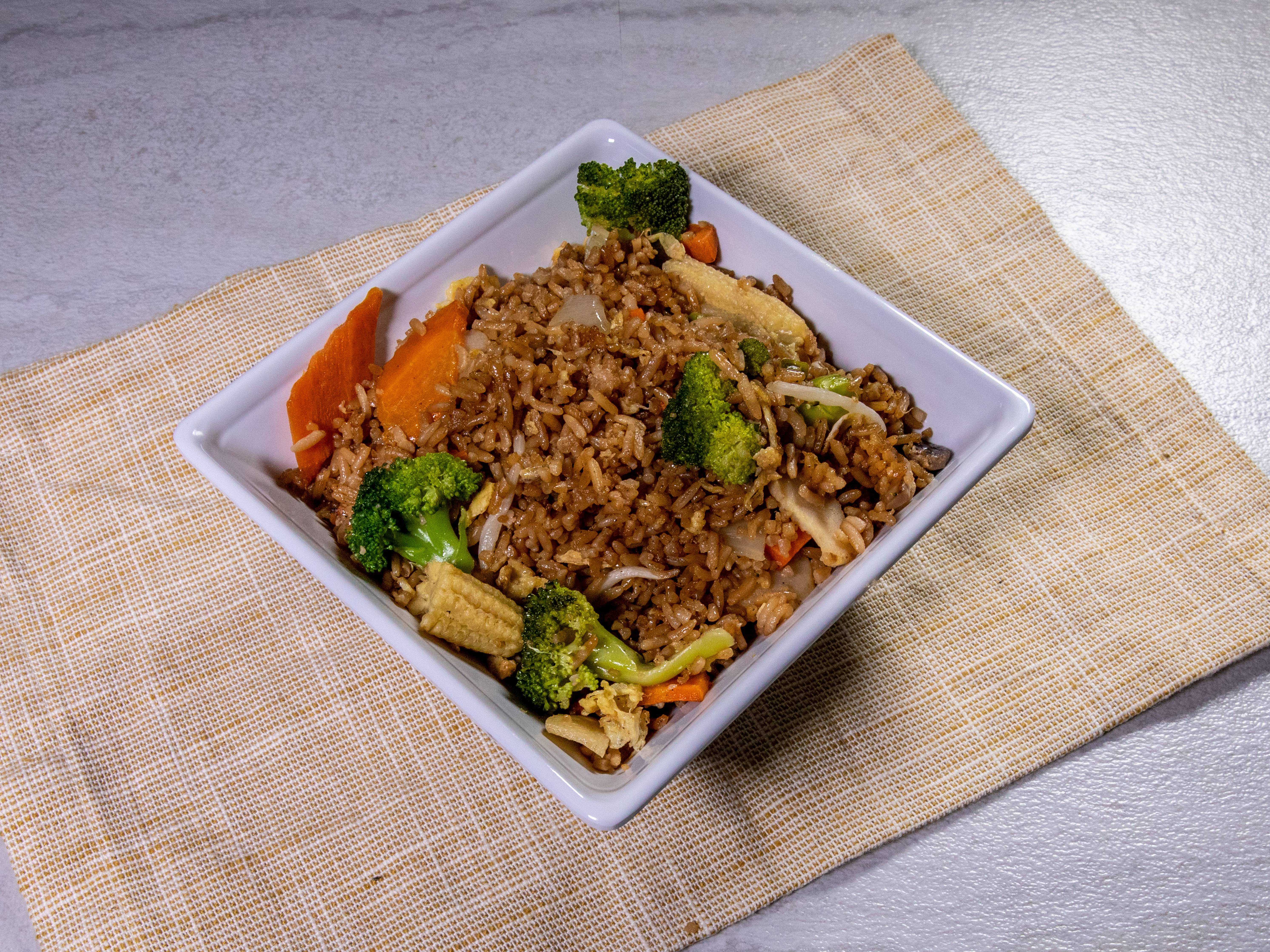 Order Fried Rice food online from King Wok Chinese Restaurant store, Fort Worth on bringmethat.com