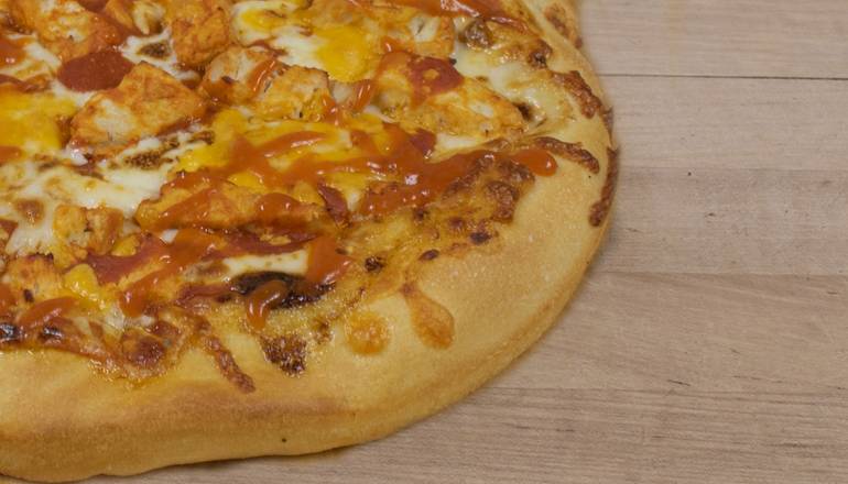 Order 16" Ex-Large Buffalo Chicken Pizza food online from Amato's store, Scarborough on bringmethat.com