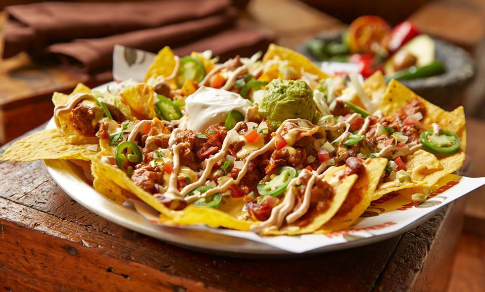 Order Nachos Supreme food online from Alberto Mexican Restaurant store, Greeley on bringmethat.com