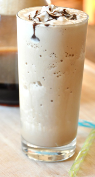 Order Root Beer Float food online from Janik's Cafe store, Chicago on bringmethat.com