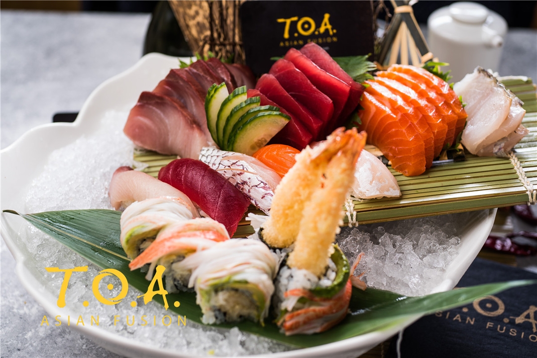Order Sushi & Sashimi Combo (For 1) food online from Toa Asian Fusion store, Farmingdale on bringmethat.com