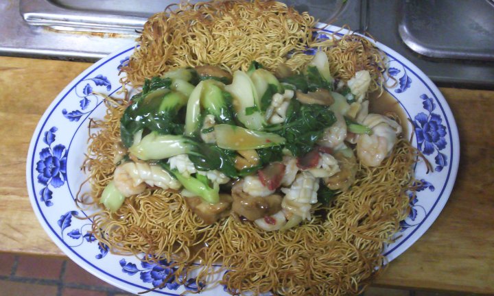 Order House Special Pan Fried Noodles food online from Chinese American Restaurant store, Houston on bringmethat.com