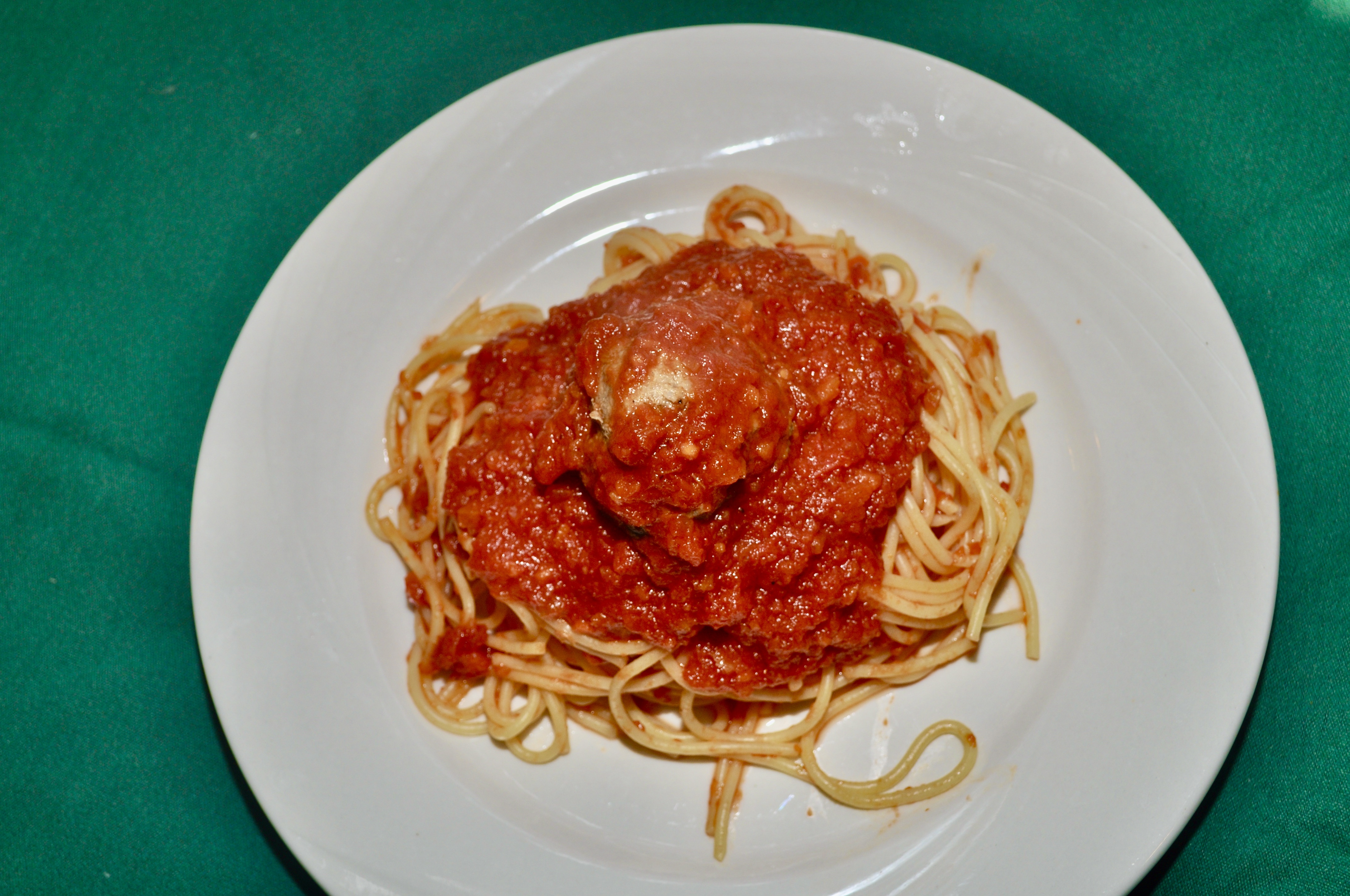 Order Kid's Pasta with Meatballs food online from Illianos Grill store, Norwich on bringmethat.com