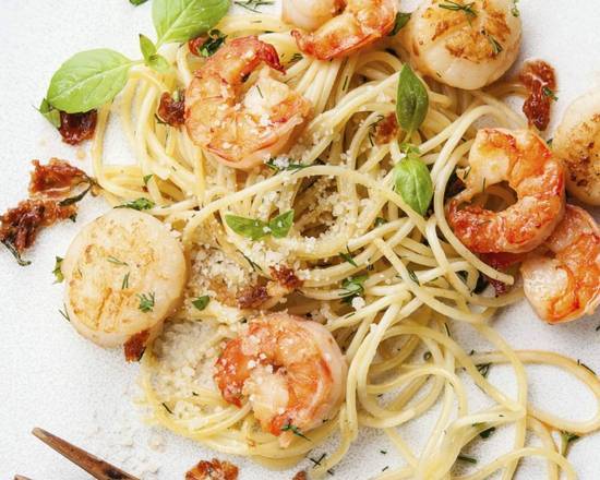 Order Shrimp Scampi Angel Hair food online from Pazzo pizzeria store, Los Angeles on bringmethat.com