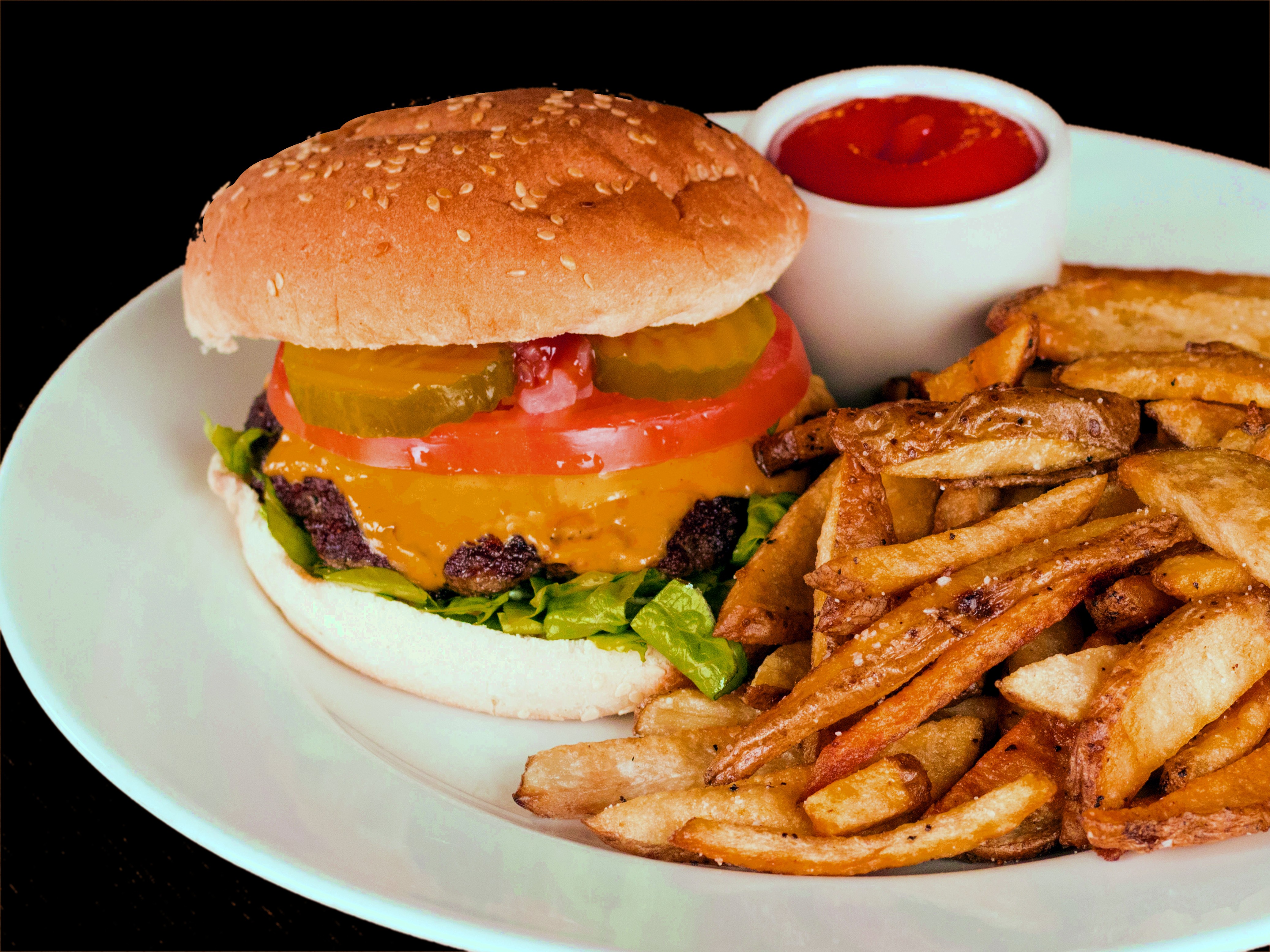 Order 1/4 lb. Burger food online from Marco's store, Huntington Station on bringmethat.com