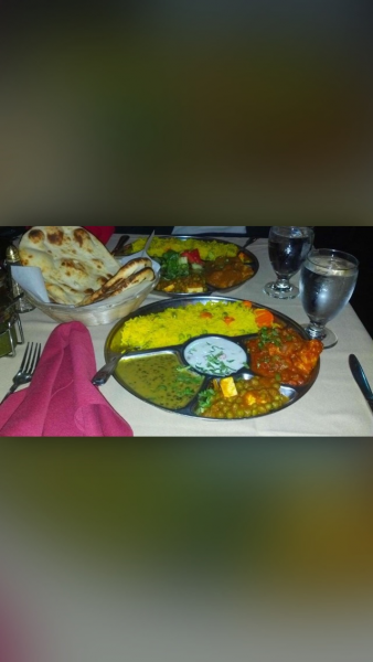 Order 28. Vegetarian Combination food online from Bombay tandoori store, Torrance on bringmethat.com