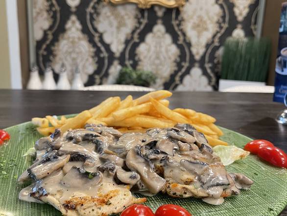 Order Chicken with White Mushrooms Sauce food online from Roma Restaurant & Pizzeria store, Clifton on bringmethat.com