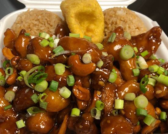 Order Springfield Chicken food online from China Feast store, Kansas City on bringmethat.com