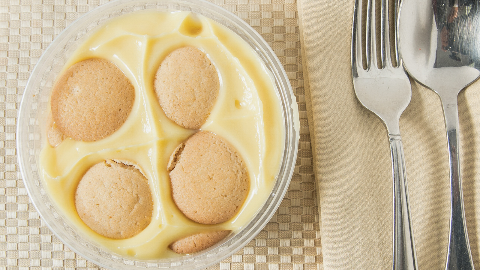 Order Banana Pudding food online from Kennedy Fried Chicken Halal store, Woodbridge Township on bringmethat.com